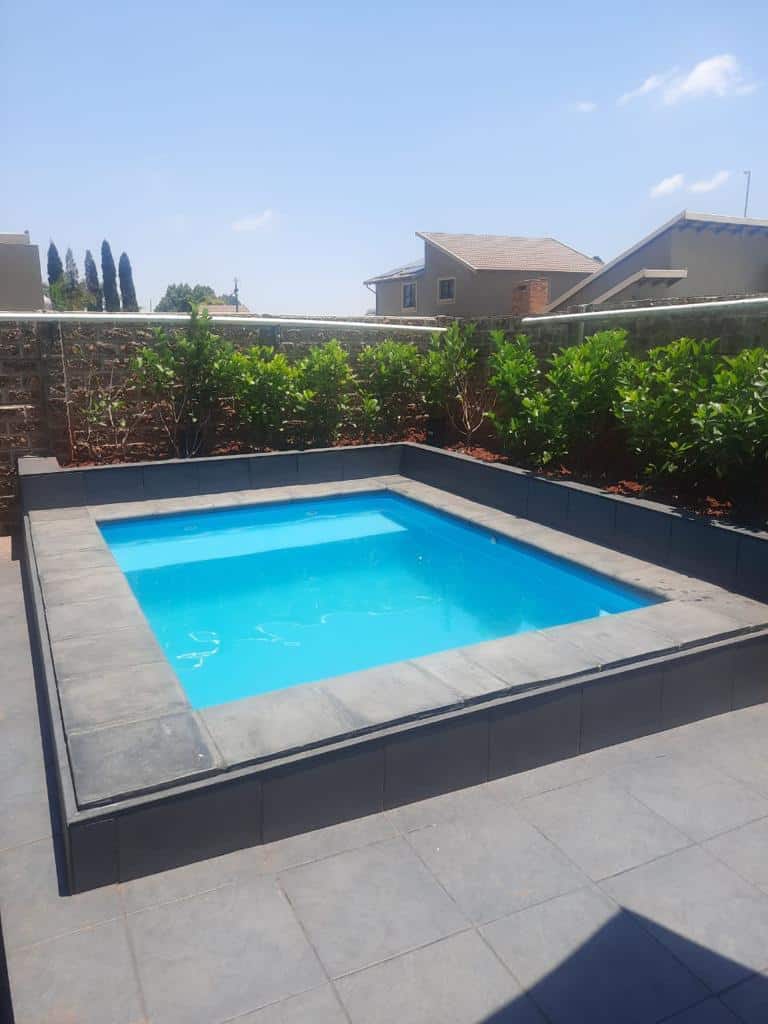 Installed Cosmo plunge pool
