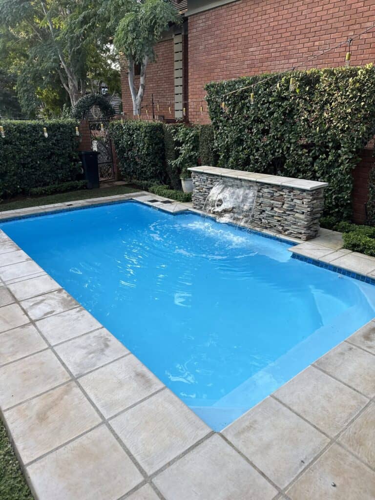 21 m² Fibreglass Pool — Equestria