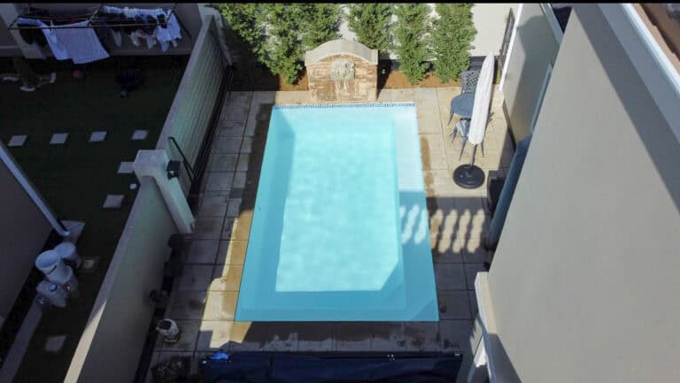 15 m² Fibreglass Pool — Craigoven AH